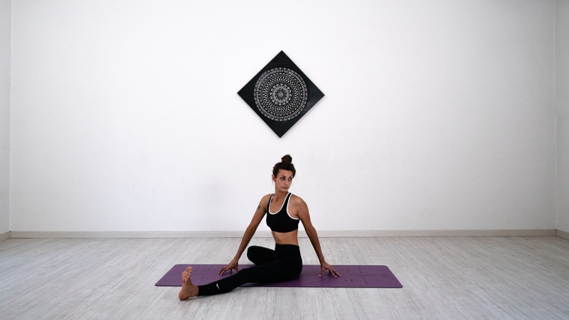 per una maggiore flessibilità hatha yoga ana Carolina ileck rhamni foto Francesca Viola Molinari