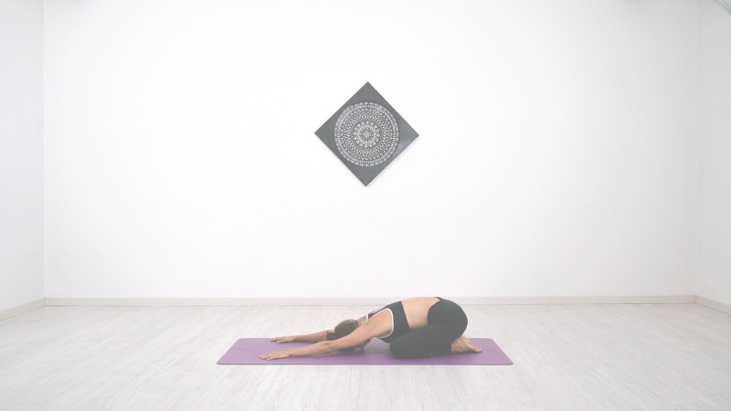 cura la tua schiena con lo yoga dajelli rhamni soft yoga
